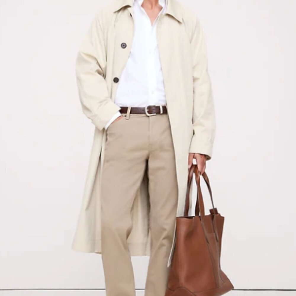 Banana Republic Athletic Fit Traveler Pants‎ Khaki Beige 34x30